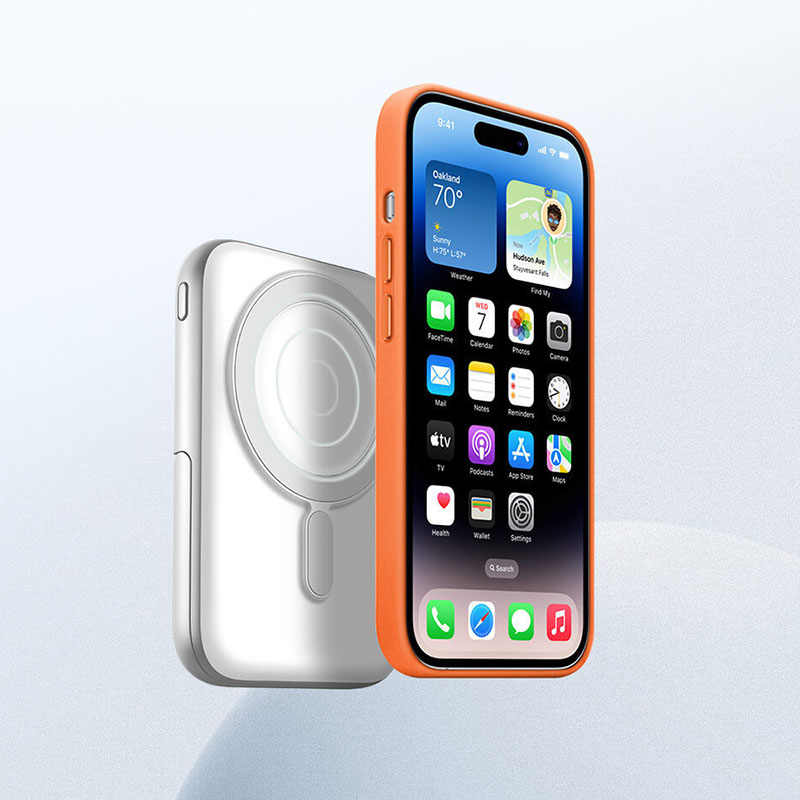 Magnetic Portable Wireless Power Bank PD20W Fast Charging